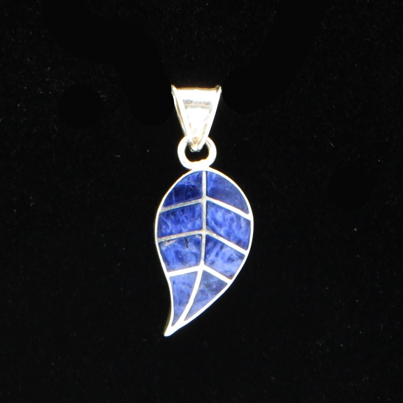 Coca Leaf Pendant with Stone Inlay Peru 950 Silver Sacred Valley PH12