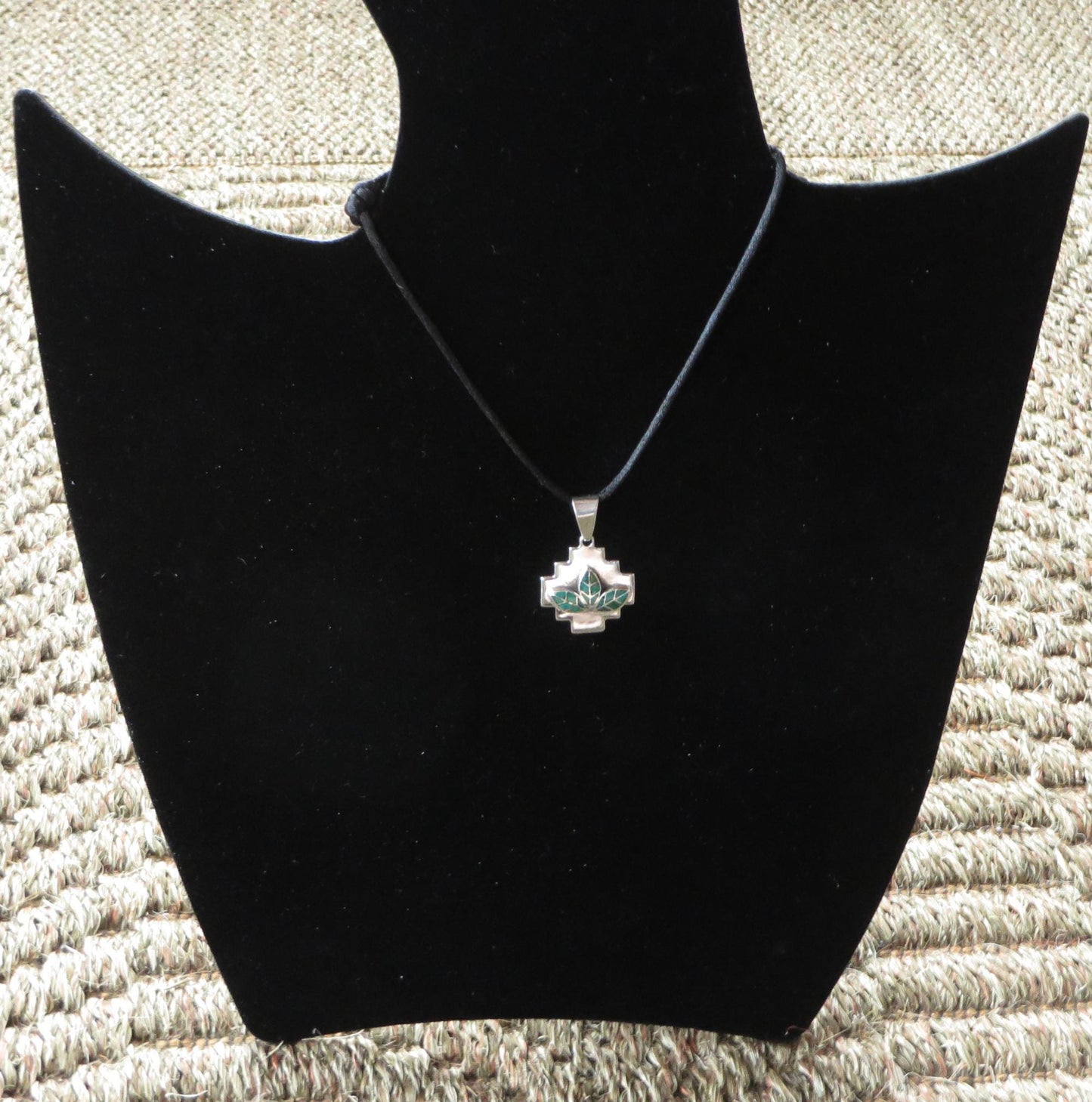 Chakana Coca Leaf Pendant Peru 950 Silver with Stone Inlay Sacred Valley PJVB11