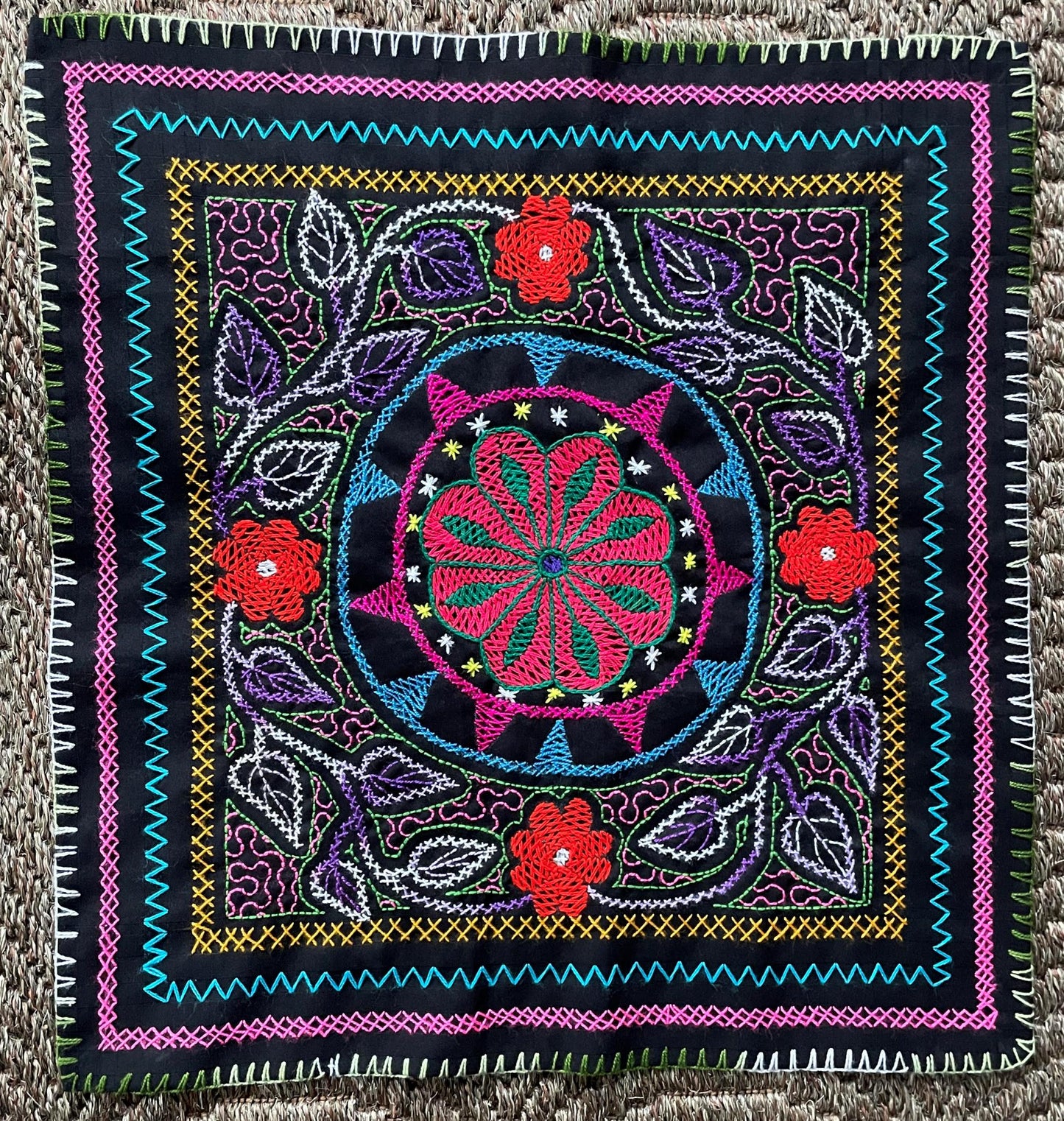 Shipibo Hand Embroidered Tapestry Altar Cloth Flowers Icaros Ayahuasca Vine 18.5" x 17.25" P2511