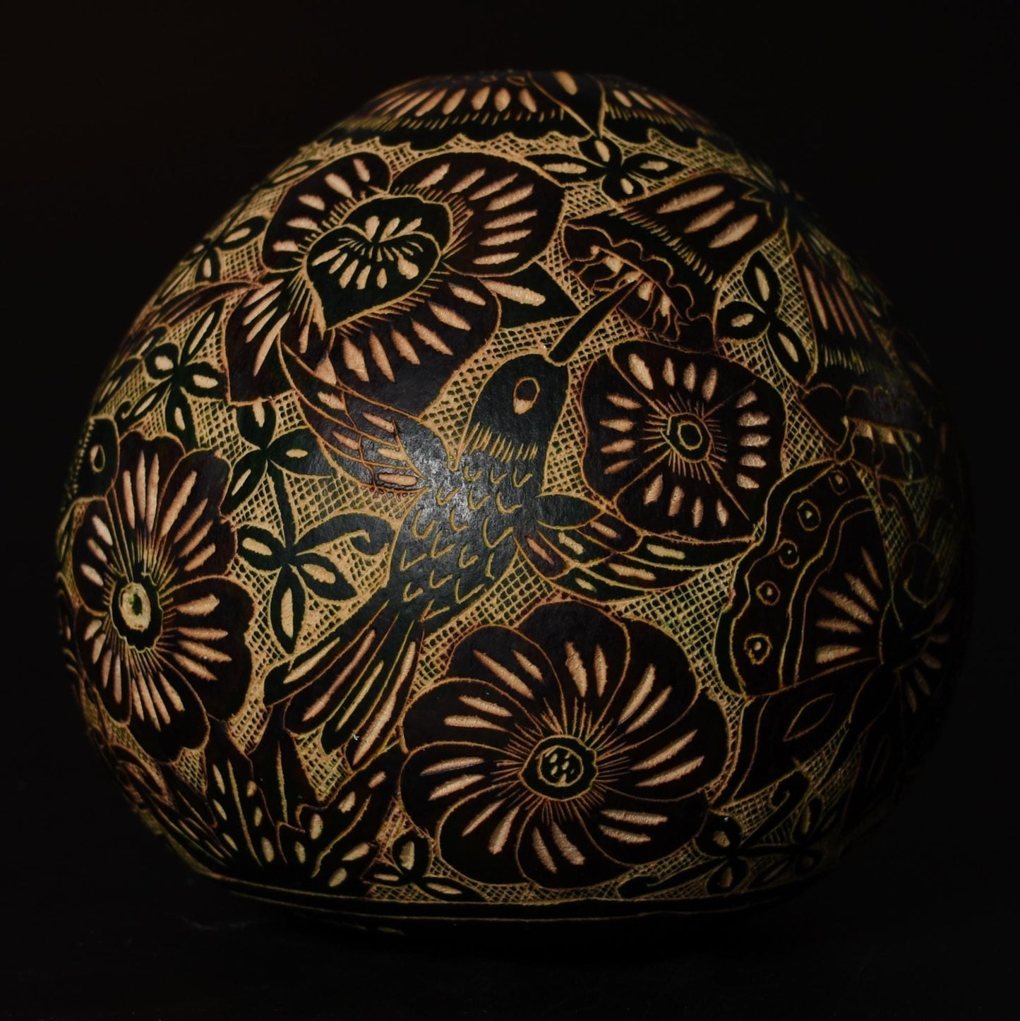 Folk Art Carved Gourd Birds Flowers hand carved Sacred Valley Peru G52509
