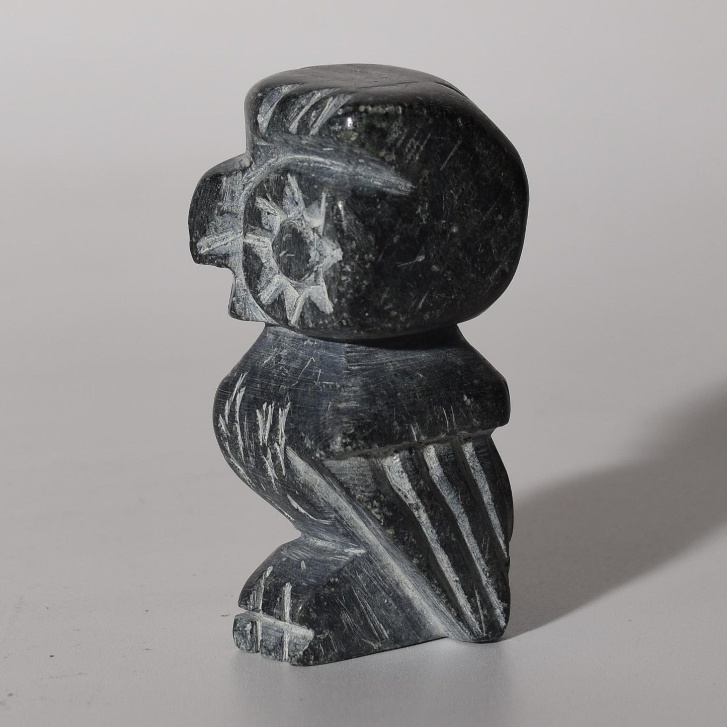 Stone Carving Owl Power Animal Black Serpentine Small hand crafted Sacred Valley Peru S52531