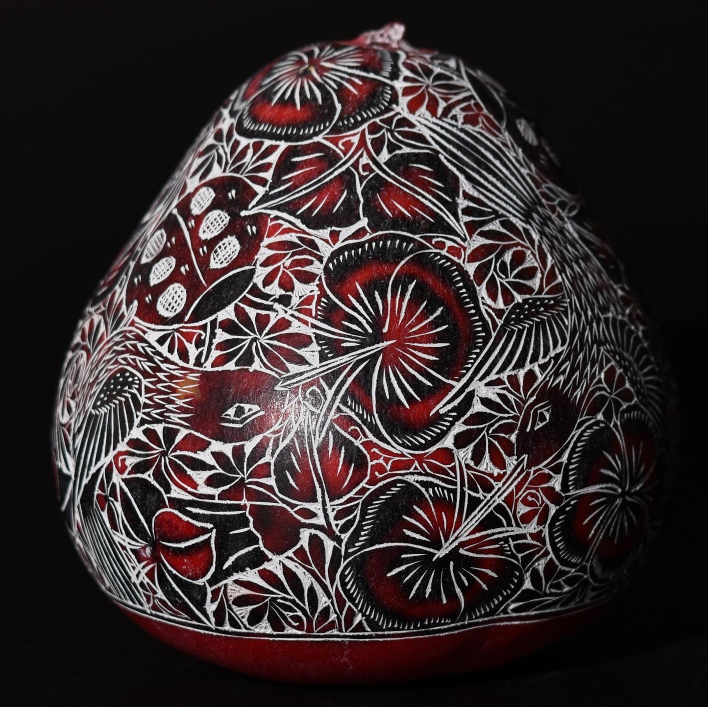 Folk Art Carved Gourd Birds Flowers Ladybugs hand carved Sacred Valley Peru G52501
