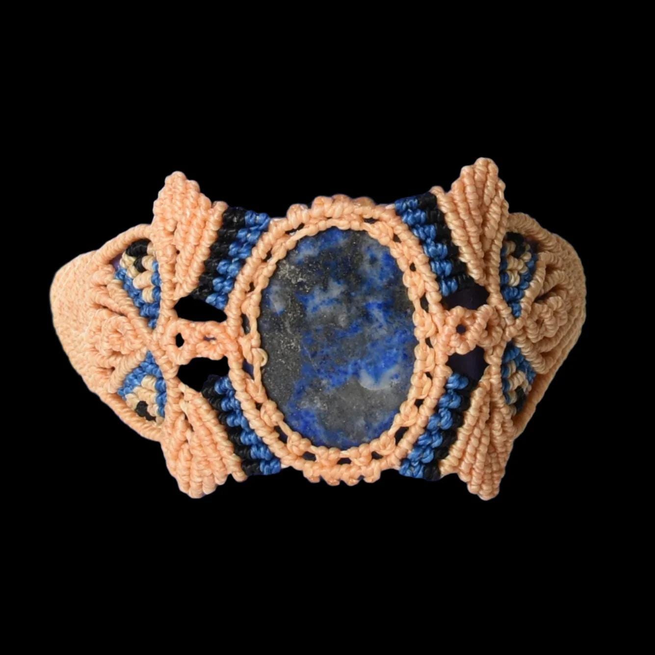 Shipibo Macrame Bracelet Lapis Lazuli Amazon Region Peru B52509