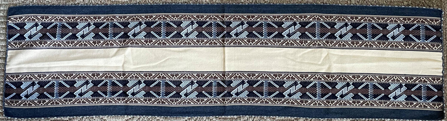 Chinchero Hand Woven Cloth Table Runner Hummingbird Pattern Sacred Valley Peru 16 x 60 TR2