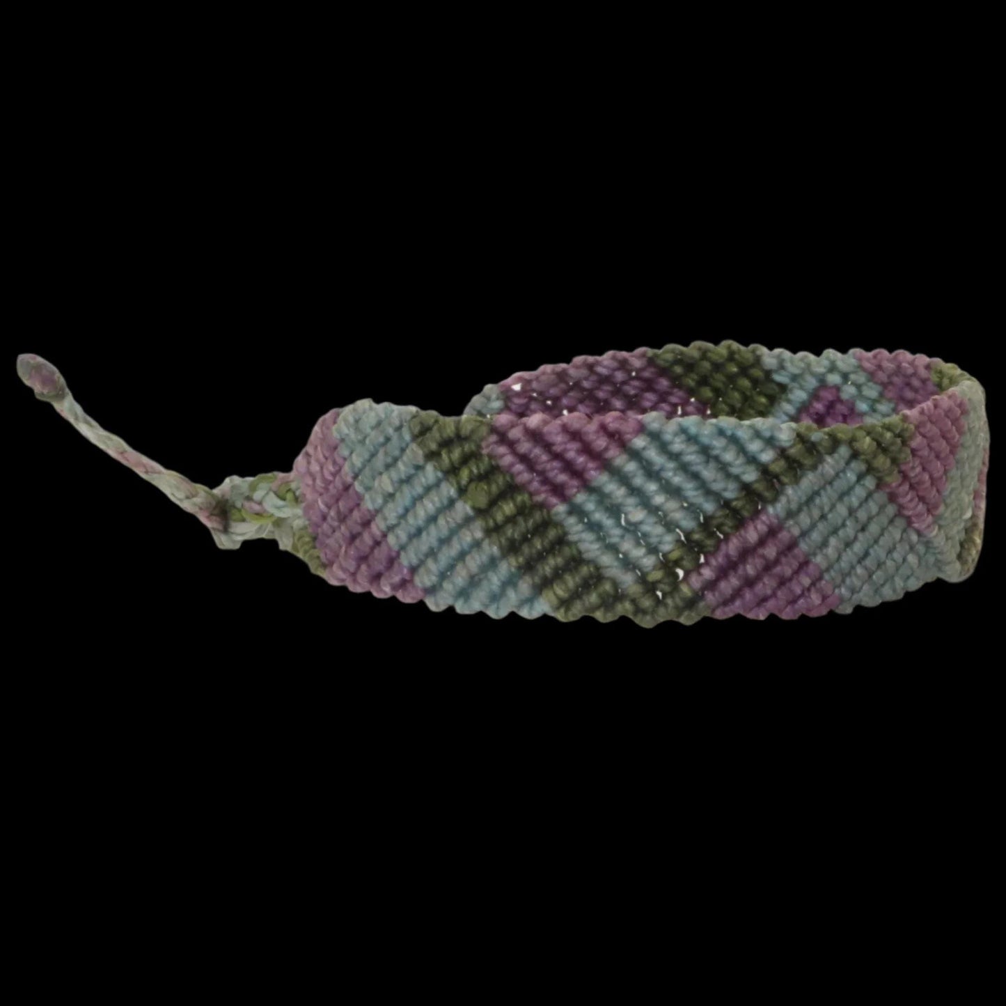 Shipibo Macrame Bracelet Amazon Region Peru B304