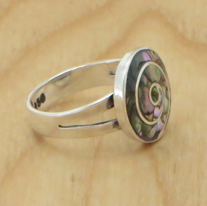 Incan Patterns Pachamama Spiral Ring Abalone Inlay Size 5 1/2 Peru 950 Silver Sacred Valley RJV16 - Shaman Things