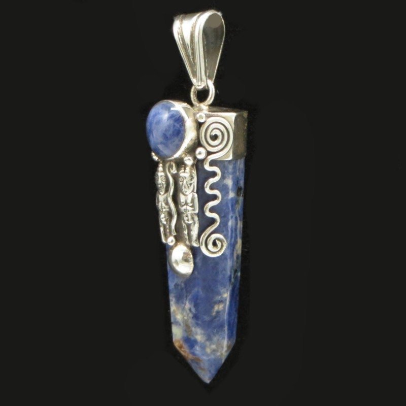 Blue Quartz Point Pendant with Male and Female figures Peru 950 Silver with Stone Inlay Sacred Valley PE415 - Shaman Things