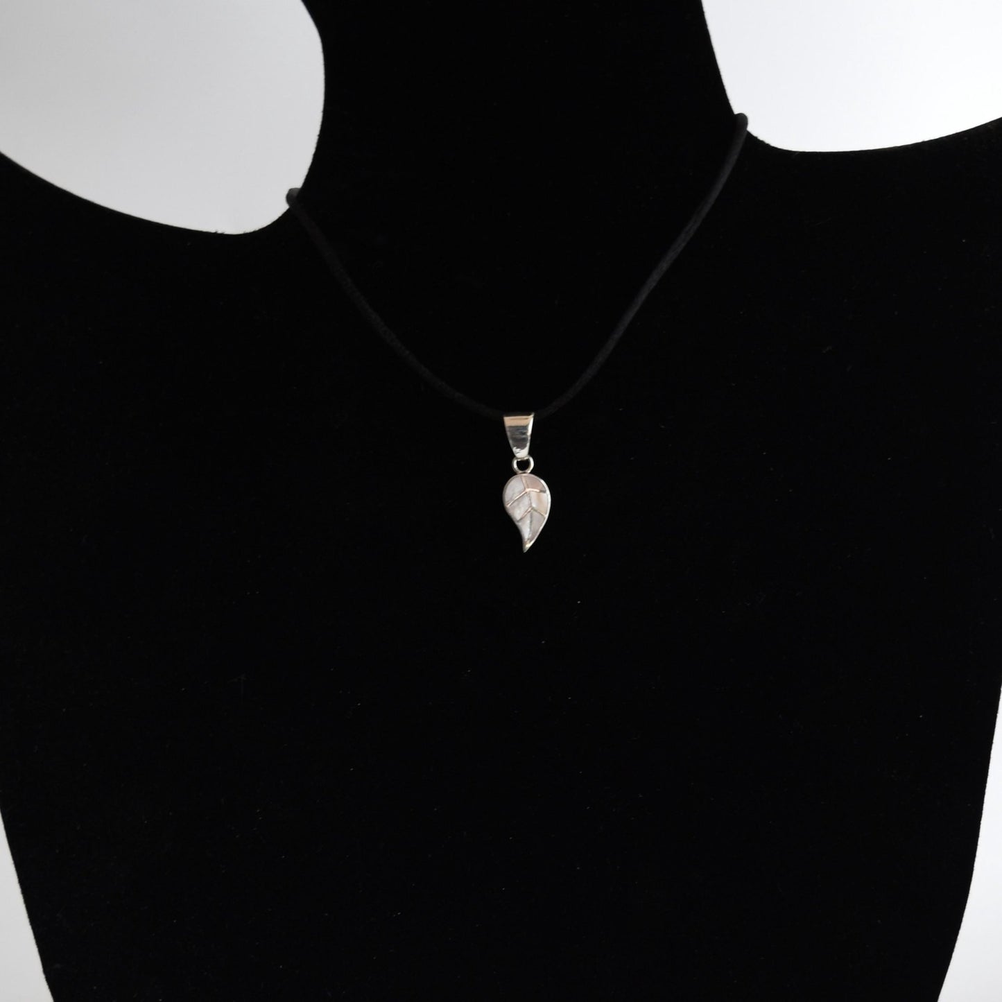 Coca Leaf Pendant with Abalone Inlay Peru 950 Silver Sacred Valley PJVB35 - Shaman Things