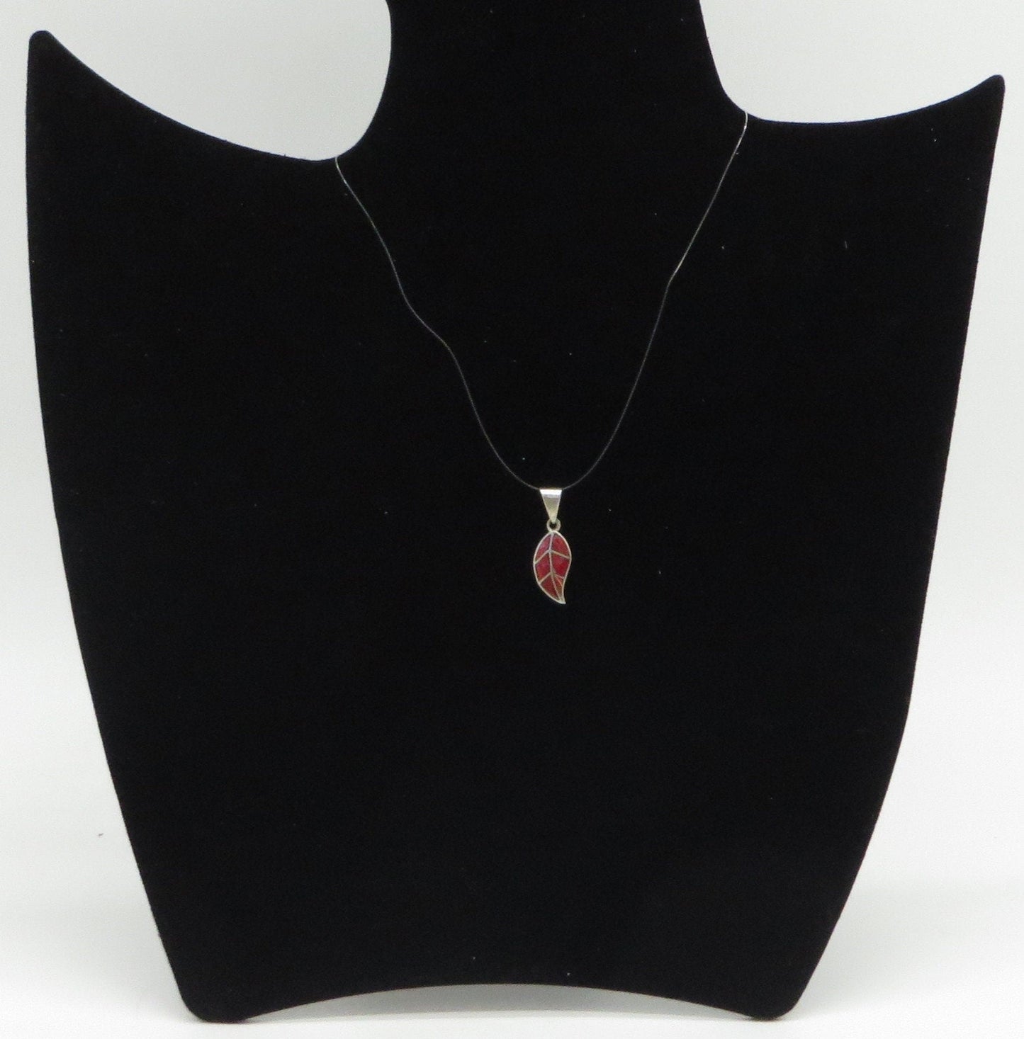 Coca Leaf Pendant with Stone Inlay Peru 950 Silver Sacred Valley PH27 - Shaman Things