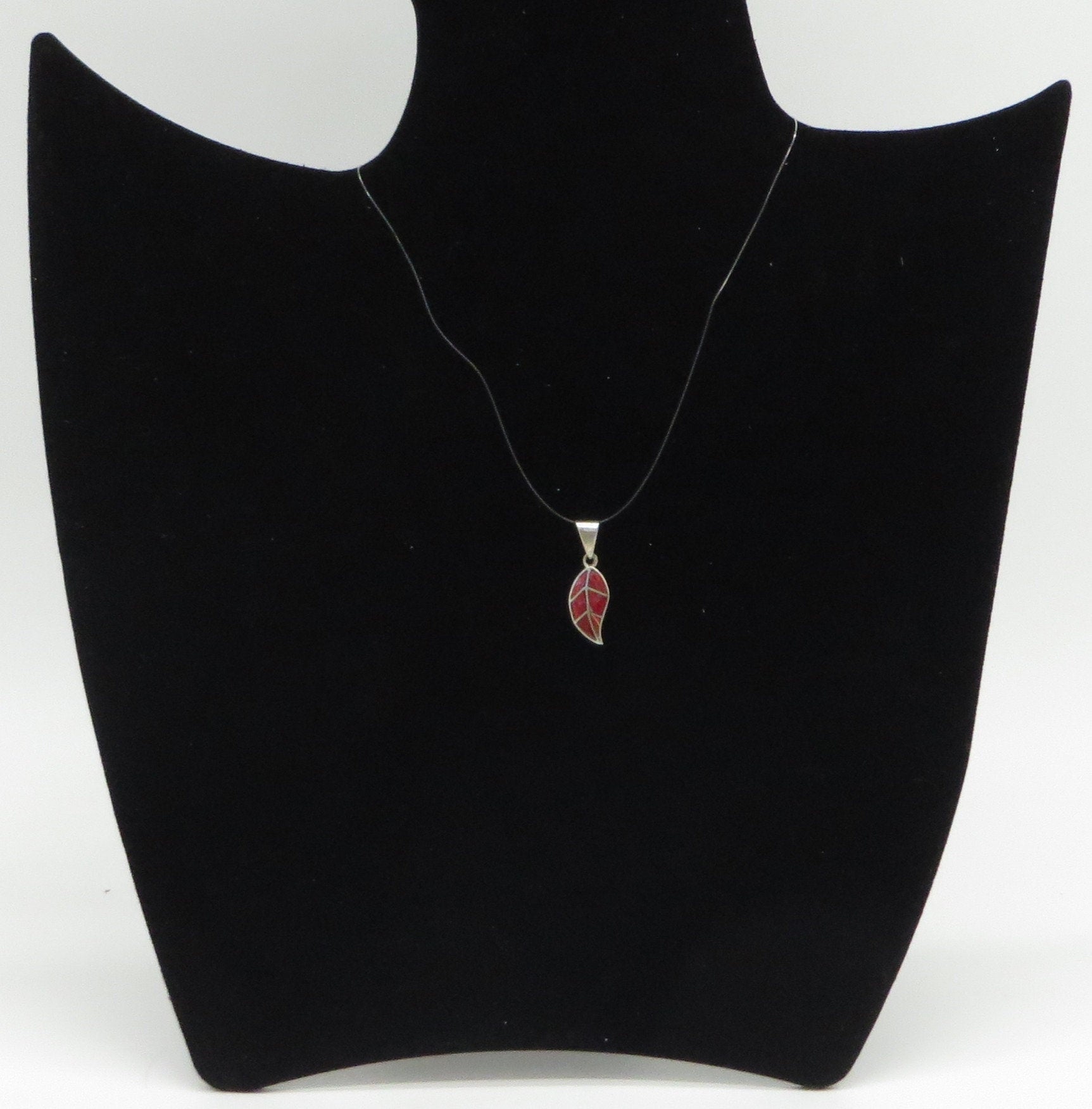 Coca Leaf Pendant with Stone Inlay Peru 950 Silver Sacred Valley PH27 - Shaman Things