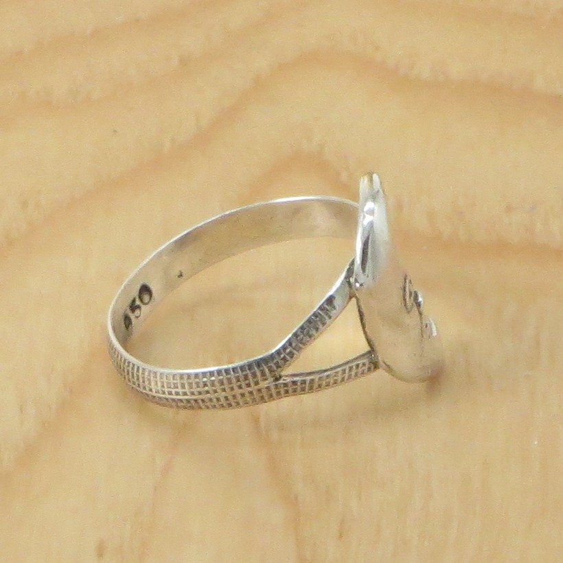 Crescent Moon Ring Size 7 Peru 950 Silver Sacred Valley RJV7 - Shaman Things