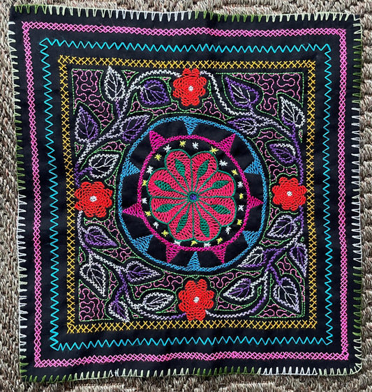 Shipibo Hand Embroidered Tapestry Altar Cloth Flowers Icaros Ayahuasca Vine 18.5" x 17.25" P2511