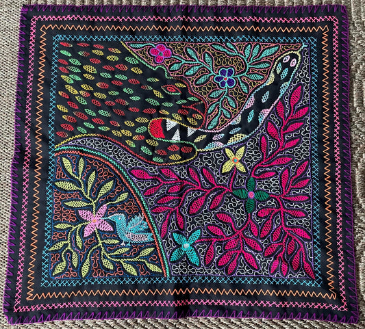 Shipibo Hand Embroidered Tapestry Altar Cloth Jaguar Snake Hummingbird Flowers Icaros Ayahuasca Vine 26.5" x 28.5" P2512