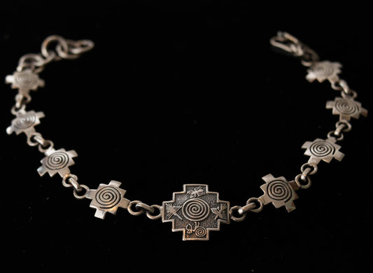 Chakana and Pachamama Spiral Bracelet repeating link Peru 950 Silver Sacred Valley B52504