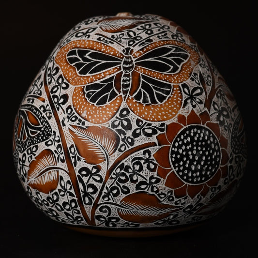 Folk Art Carved Gourd Butterflies Flowers hand carved Sacred Valley Peru G52511