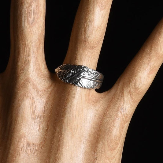 Feather and Coca Leaf Ring Size 8.5 Peru 950 Silver Sacred Valley R52502