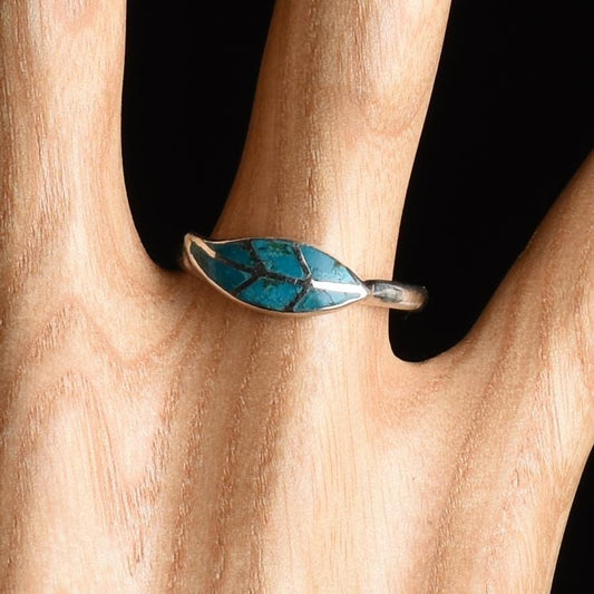 Coca Leaf Ring Size 8 Peru 950 Silver with Turquoise Inlay Sacred Valley R52512