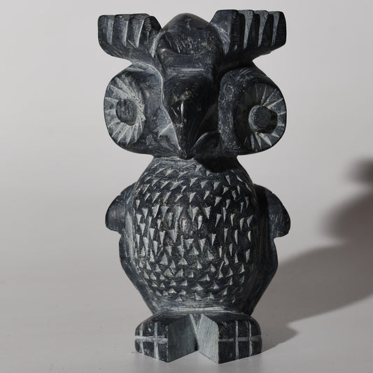 Stone Carving Owl Power Animal Black Serpentine Large hand crafted Sacred Valley Peru S52530