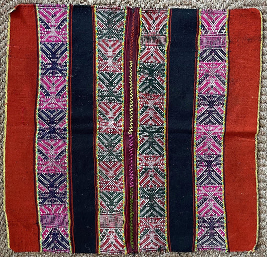 Q'ero Mestana Mesa Altar Ritual Cloth Handwoven on Loom Andean Textile Sacred Valley Peru 52503