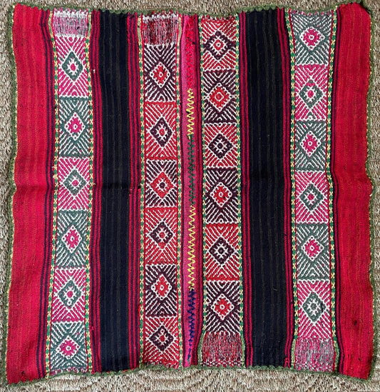 Vintage Q'ero Mestana Mesa Altar Ritual Cloth Handwoven on Loom Andean Textile Sacred Valley Peru X01