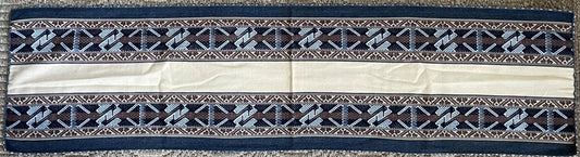 Chinchero Hand Woven Cloth Table Runner Hummingbird Pattern Sacred Valley Peru 16 x 60 TR2