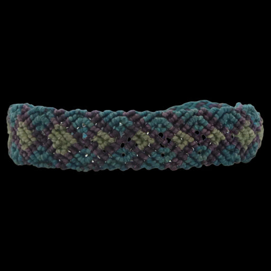 Shipibo Macrame Bracelet Amazon Region Peru B303