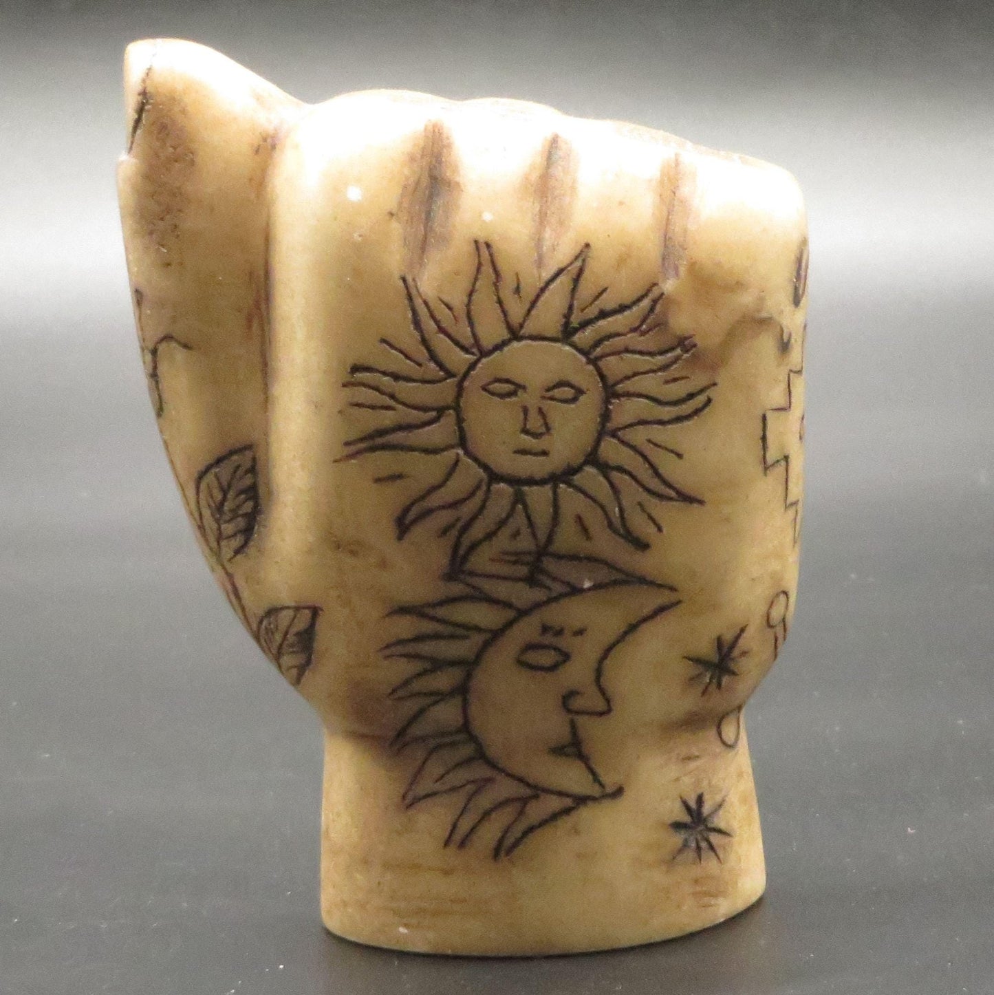 Large Alabaster Offering Hand Frog stone carving hand crafted Sacred Valley Peru - Shaman Things