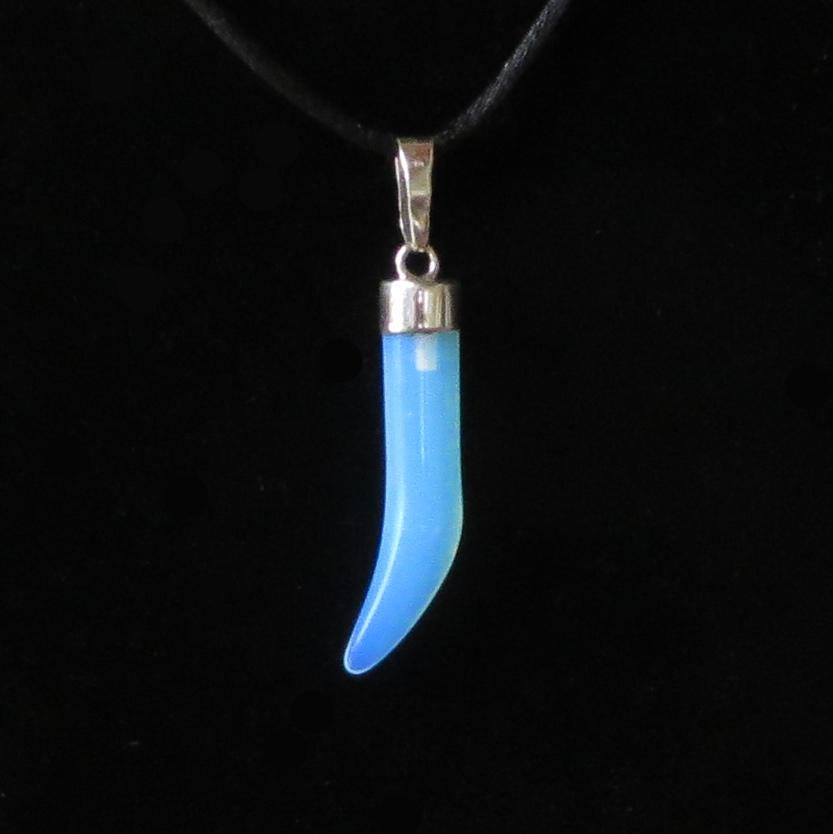 Moonstone Tooth Pendant Peru 950 Silver Sacred Valley PJVB12 - Shaman Things