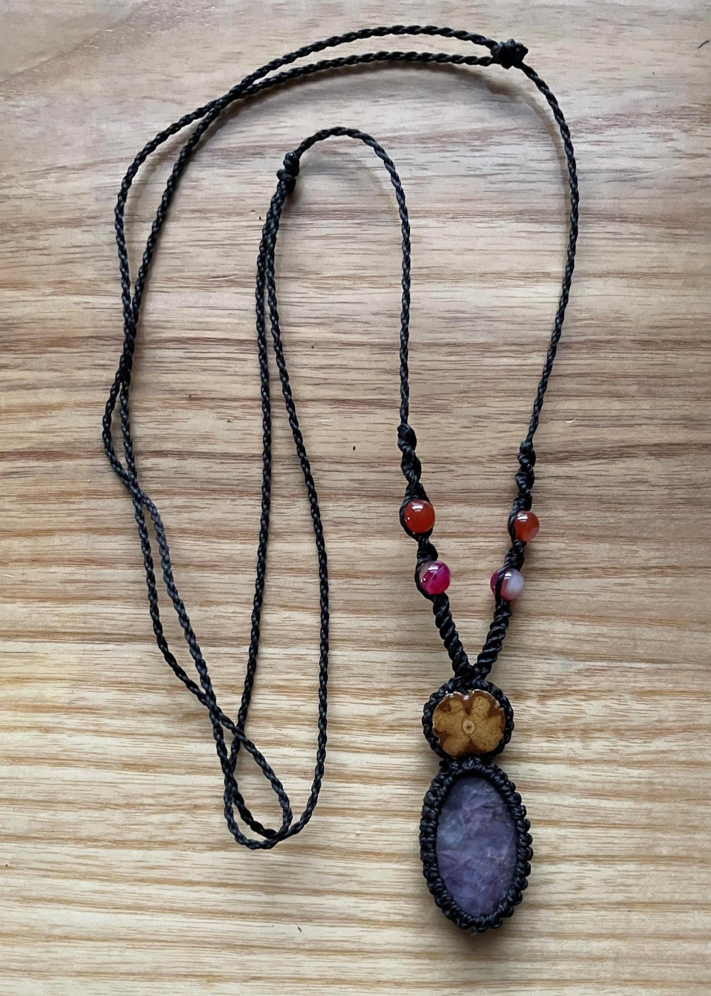Necklace Ayahuasca Vine Amethyst Macrame Hand Crafted by Shipibo in Amazon Basin Peru AN101 - Shaman Things