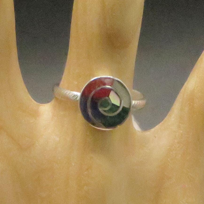 Pachamama Spiral Ring Size 7.5 Peru 950 Silver and Stone Inlay Sacred Valley RJVB17 - Shaman Things