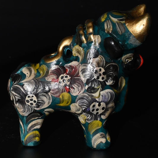 Pair of Ceramic Pucara Bulls hand painted Sacred Valley Peru B52505 - Shaman Things
