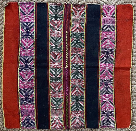 Q'ero Mestana Mesa Altar Ritual Cloth Handwoven on Loom Andean Textile Sacred Valley Peru 52503 - Shaman Things