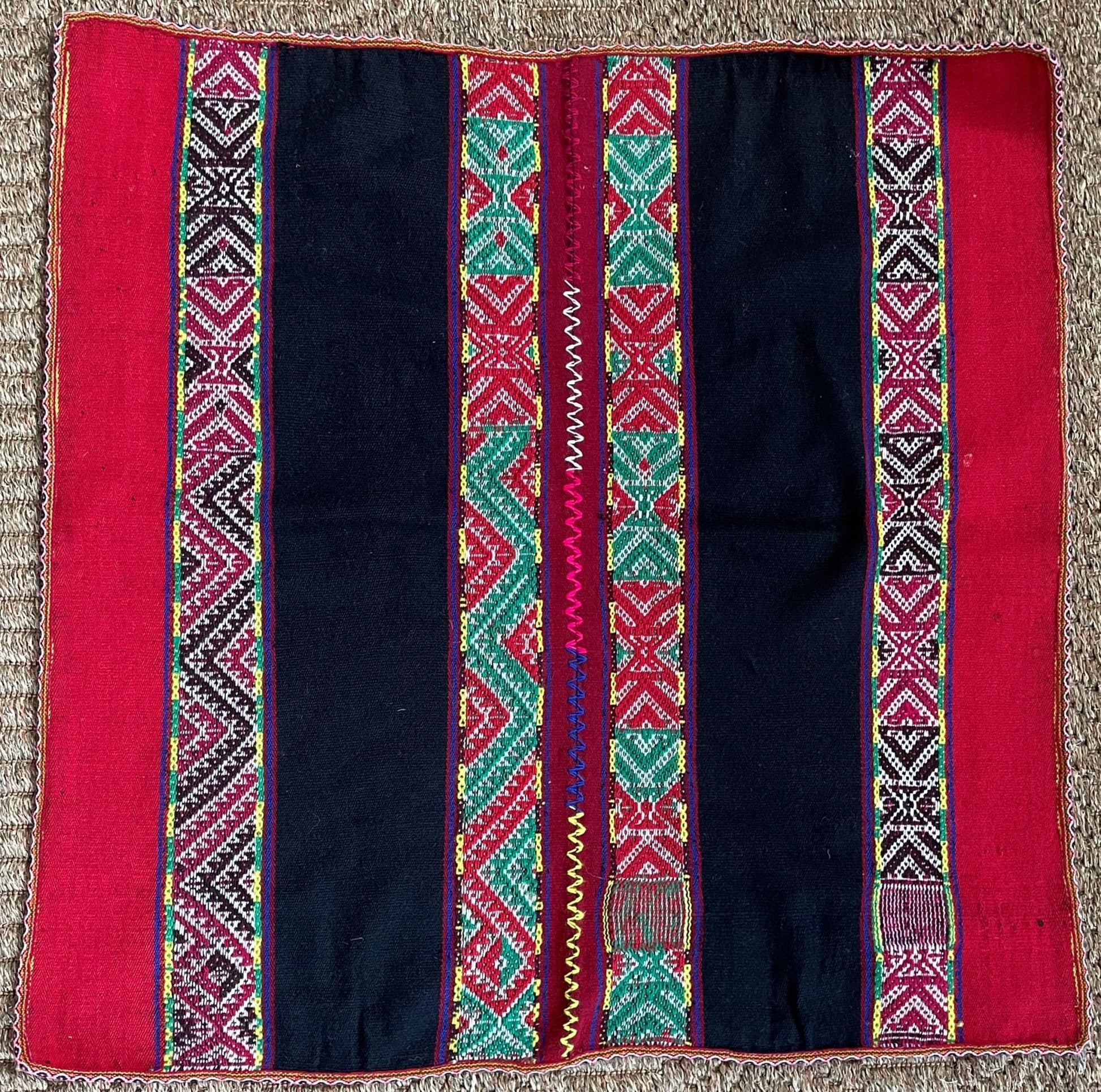 Q'ero Mestana Mesa Altar Ritual Cloth Handwoven on Loom Andean Textile Sacred Valley Peru 52504 - Shaman Things