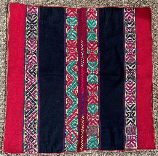 Q'ero Mestana Mesa Altar Ritual Cloth Handwoven on Loom Andean Textile Sacred Valley Peru 52504 - Shaman Things