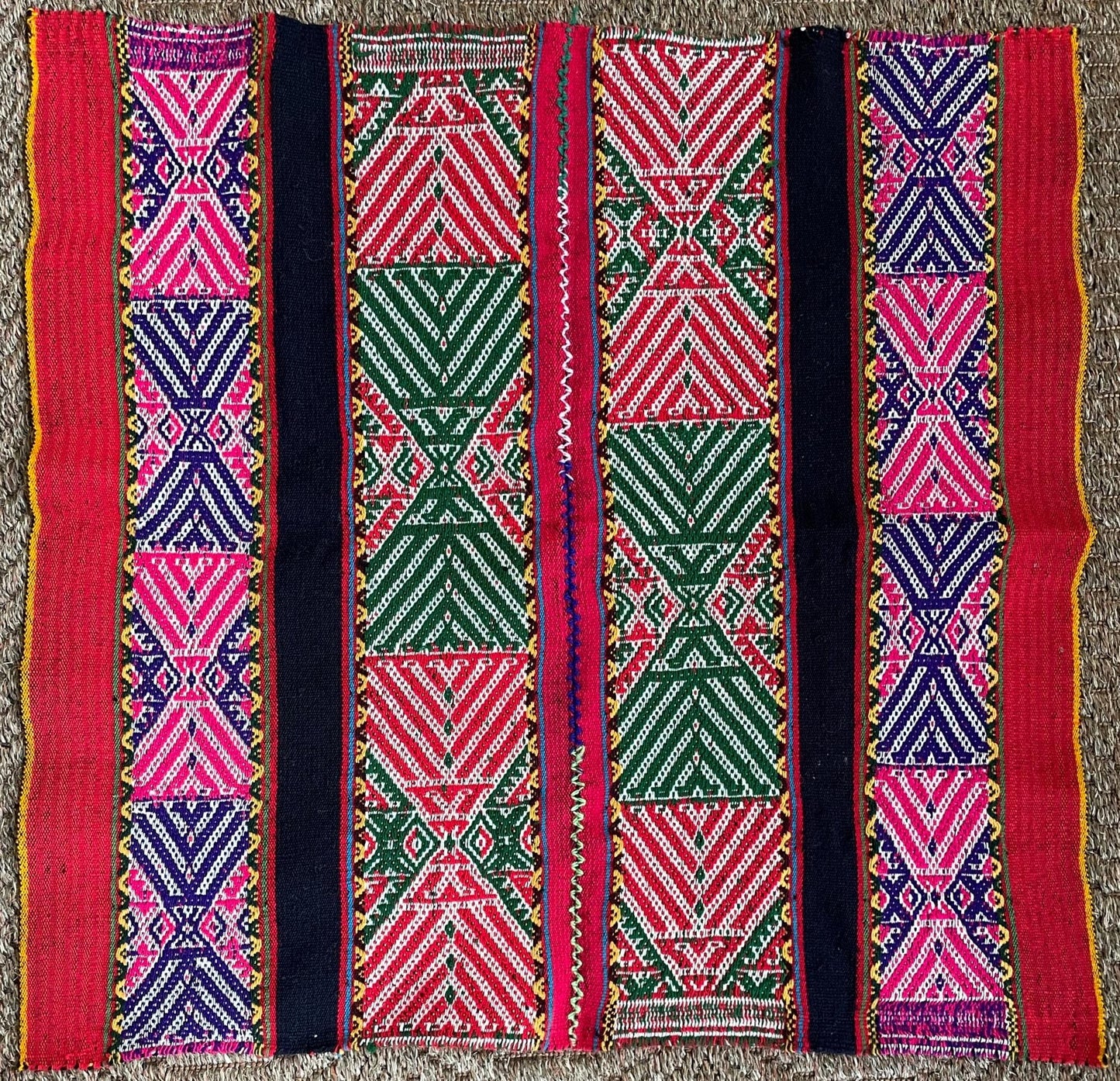 Q'ero Mestana Mesa Altar Ritual Cloth Handwoven on Loom Andean Textile Sacred Valley Peru 52508 - Shaman Things