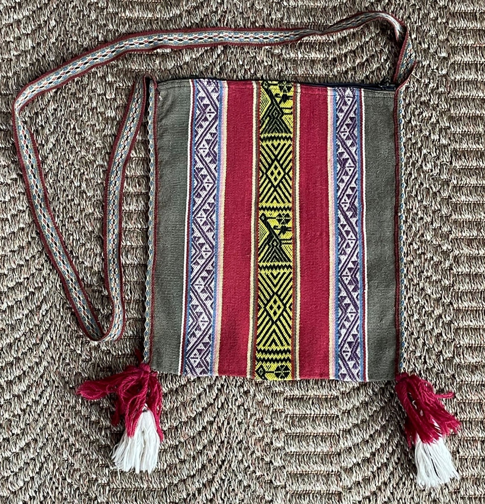 Q'ero Mestana Mesa Cloth Shoulder Bag Handwoven on loom Andean Textile Sacred Valley Peru PF20231 - Shaman Things