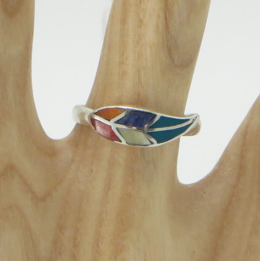 Coca Leaf Ring Size 6 1/2 Peru 950 Silver and Stone Inlay Sacred Valley RJV2