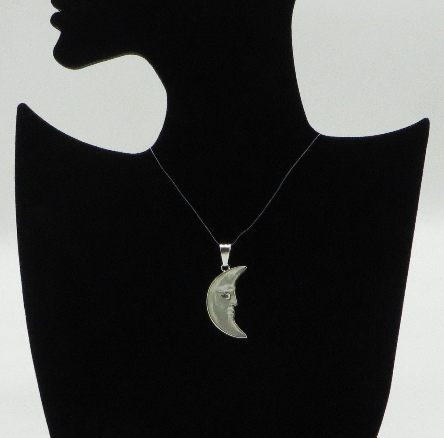Sculpted Abalone Moon Pendant Peru 950 Silver Sacred Valley PJV1 - Shaman Things