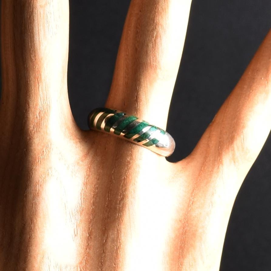 Seven Chakras Ring Size 8 Peru 950 Silver and Stone Inlay Sacred Valley R52513 - Shaman Things