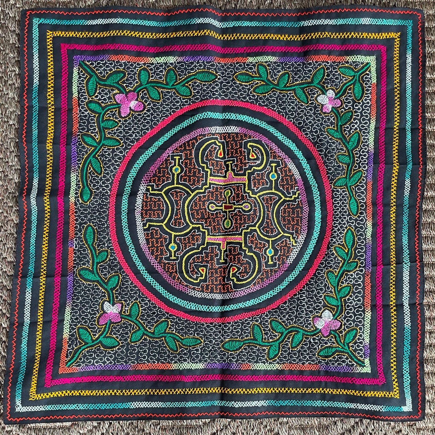 Shipibo Hand Embroidered Tapestry Altar Cloth Ayahuasca 25" x 25" PF2308 - Shaman Things