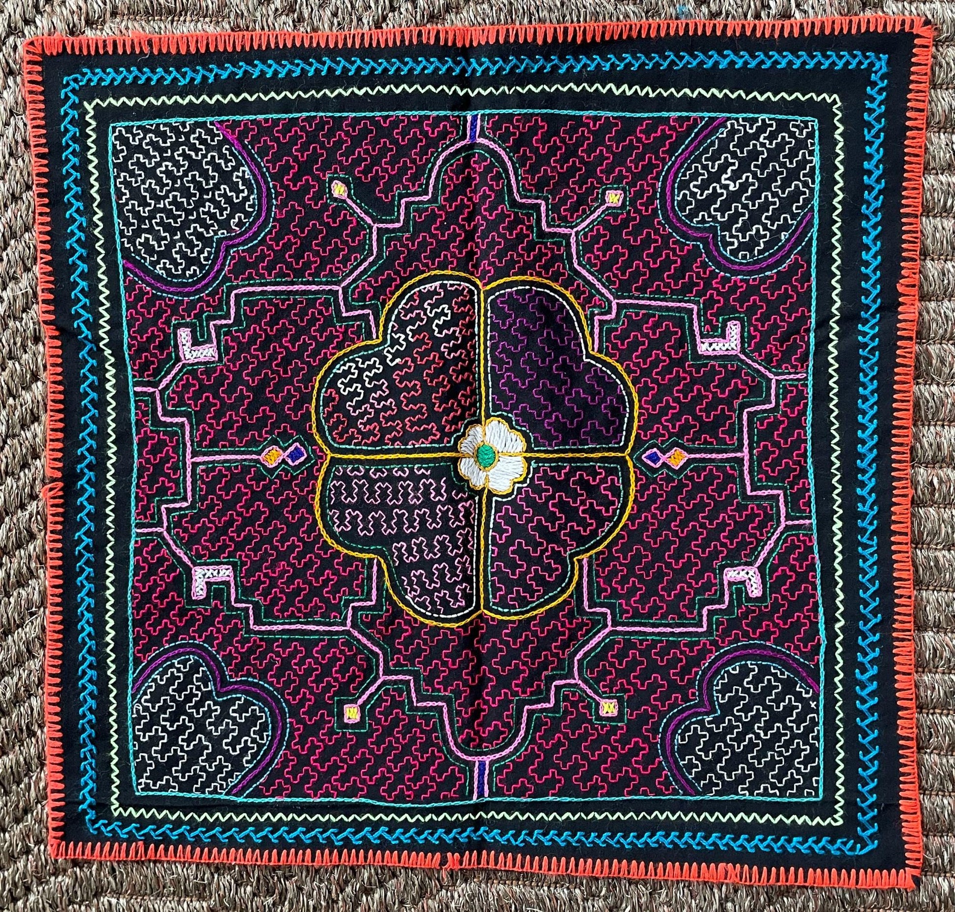 Shipibo Hand Embroidered Tapestry Altar Cloth Ayahuasca Icaro 17.5" x 18" PF2312 - Shaman Things