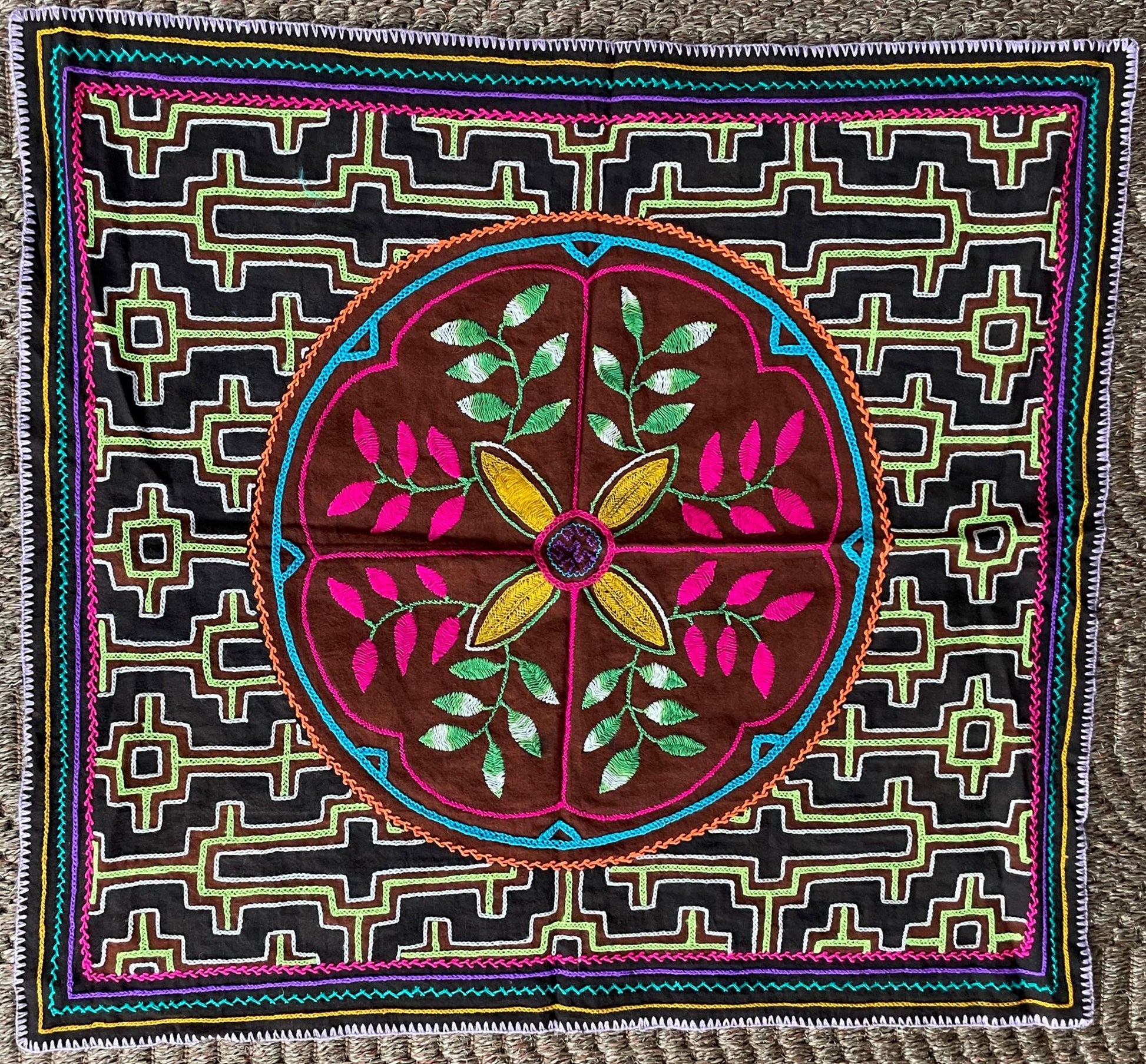 Shipibo Hand Embroidered Tapestry Altar Cloth Ayahuasca Icaro 26" x 29" - Shaman Things