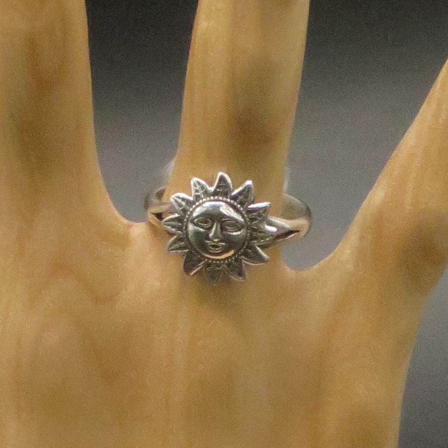 Sun Ring Size 8 Peru 950 Silver Sacred Valley RJVB15 - Shaman Things