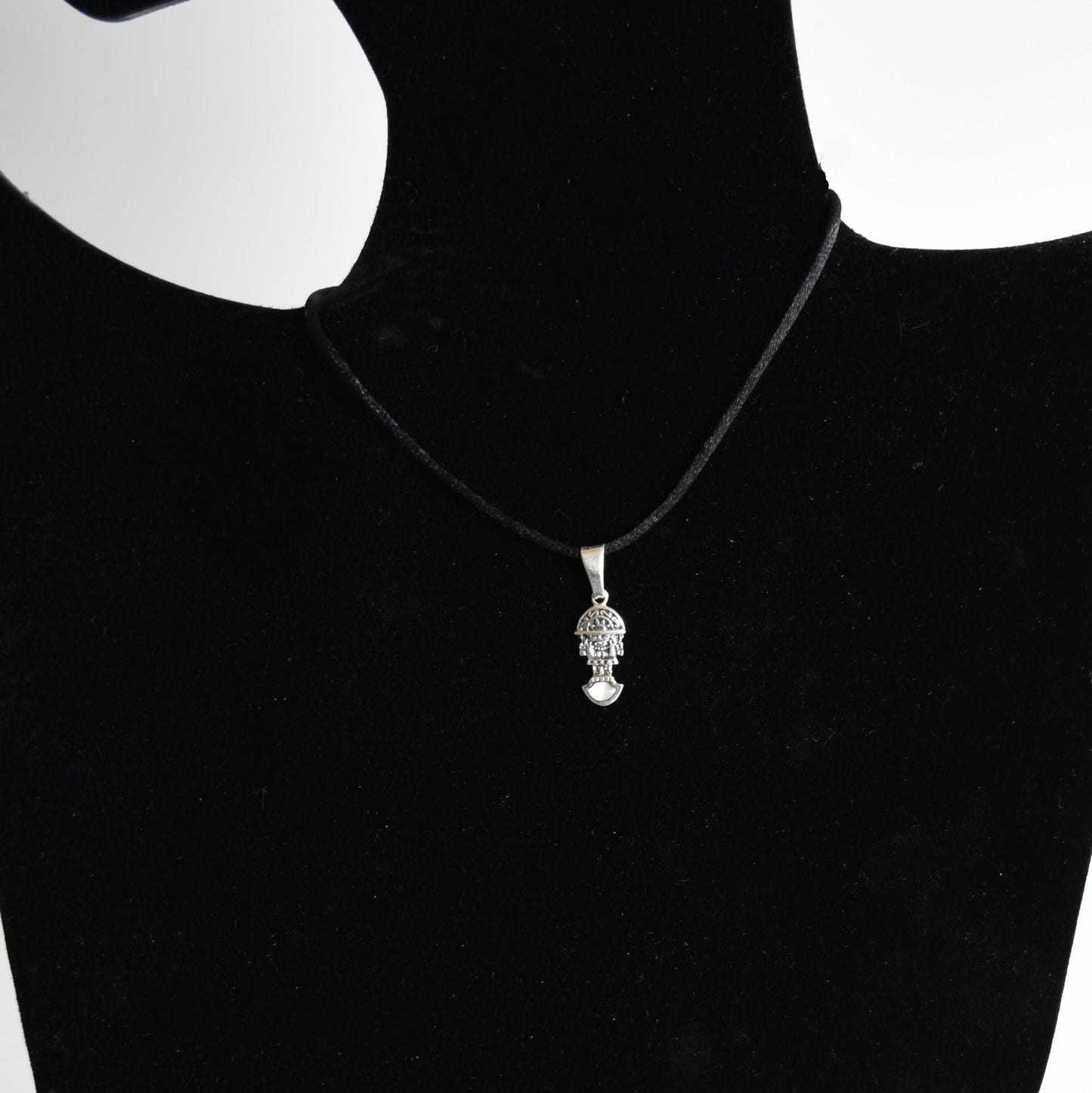 Tumi Pendant Peru 950 Silver and Abalone Inlay Sacred Valley PJVB33 - Shaman Things