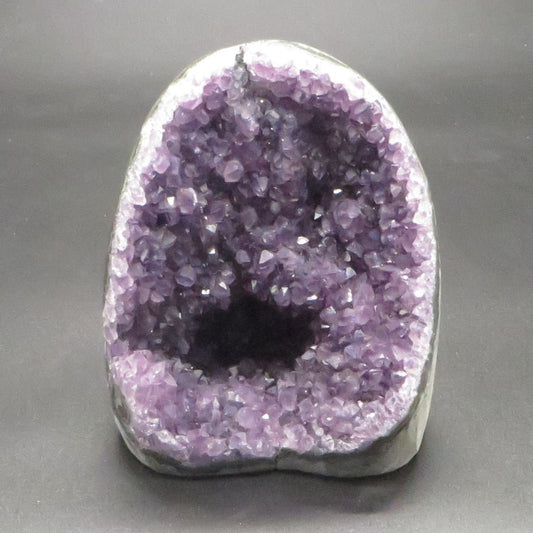 Amethyst Crystal Geode 5" tall 3 3/4" wide 39 ounces LWAG104 - Shaman Things