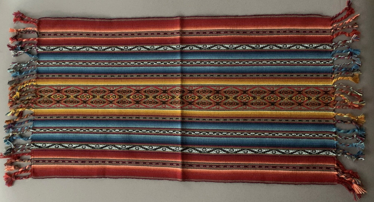 Chinchero Hand Woven Cloth Altar Mesa Cloth Sacred Valley Peru 14 1/2 x 31 PS2316